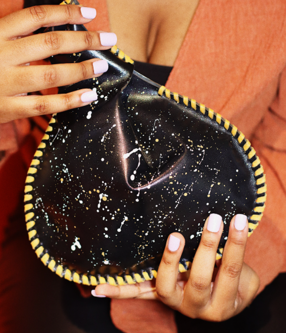 Brea Ayanna X Dmarxx 90''s Kiss Mini